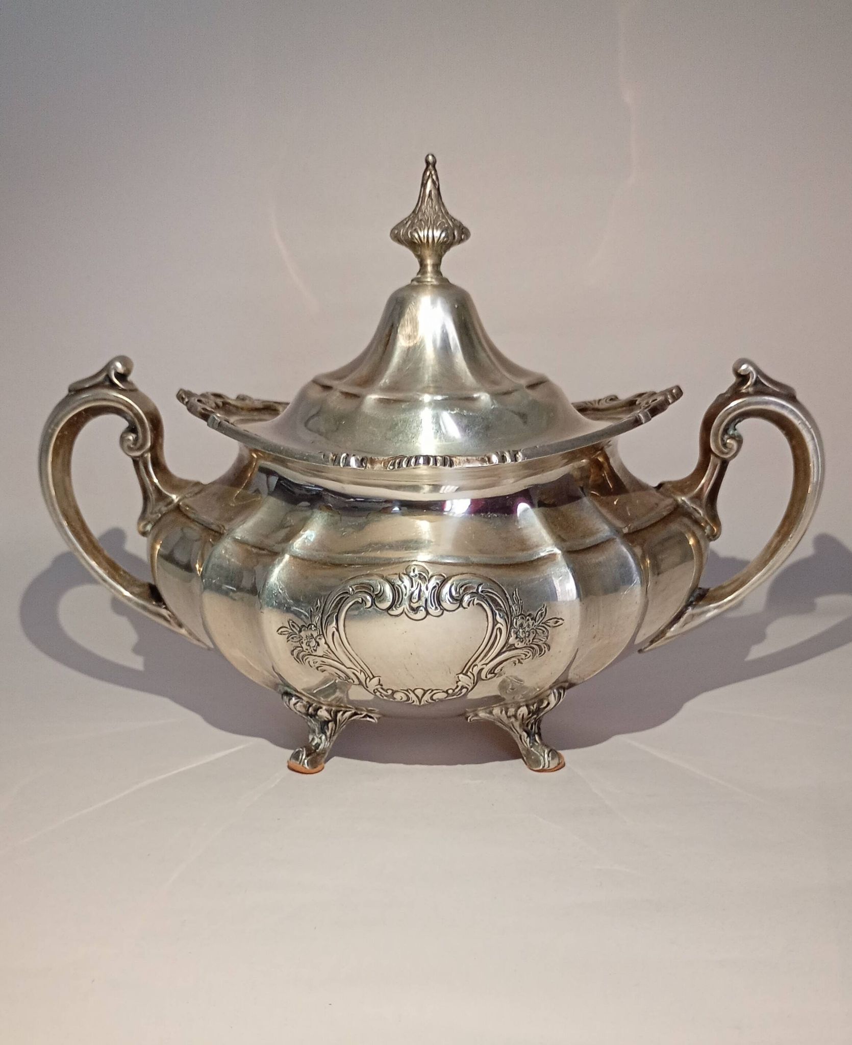 Reed & Barton Solid Sterling Silver Sugar Bowl & Creamer 790 grams