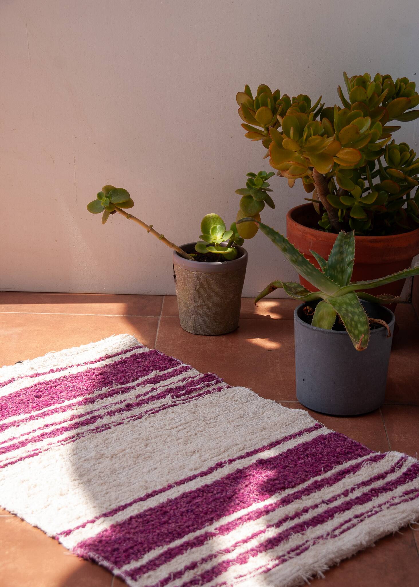 Handwoven recycled cotton rug - 40 x 60 cm
