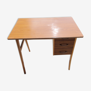 Bureau des années 50 pieds compas en hêtre blond et formica 3 tiroirs