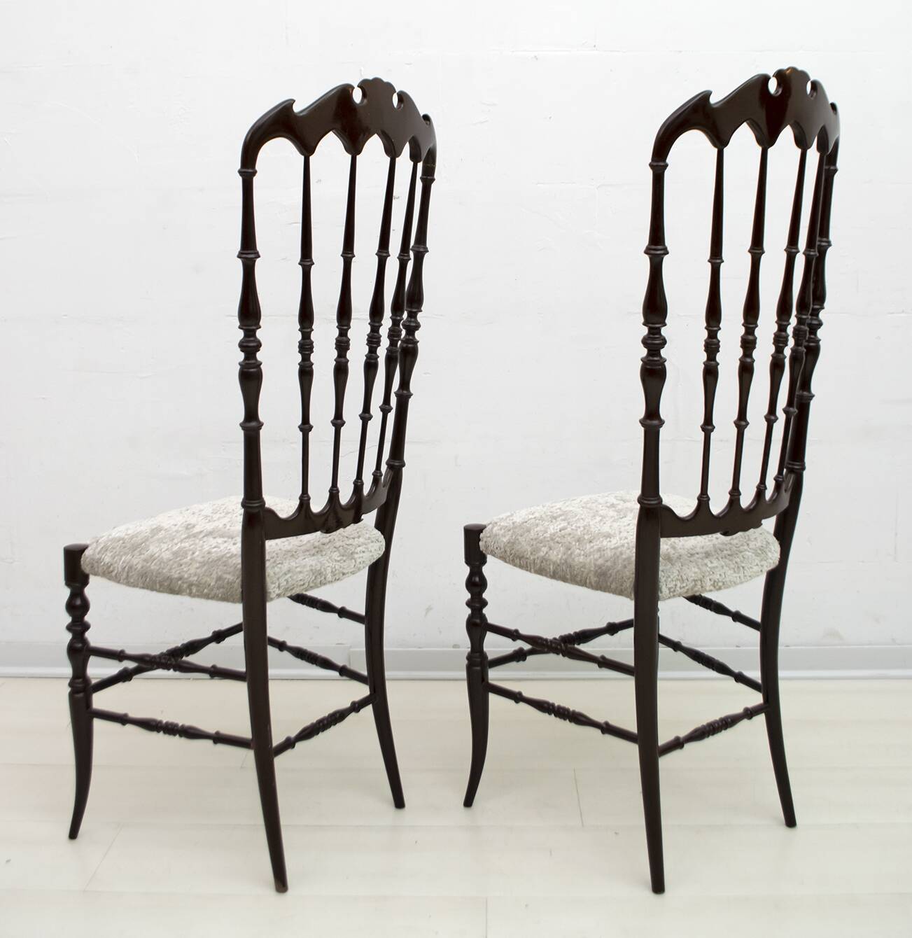 Pair of Gaetano Descalzi Midcentury Italian Chiavari High Back Chairs, 1950