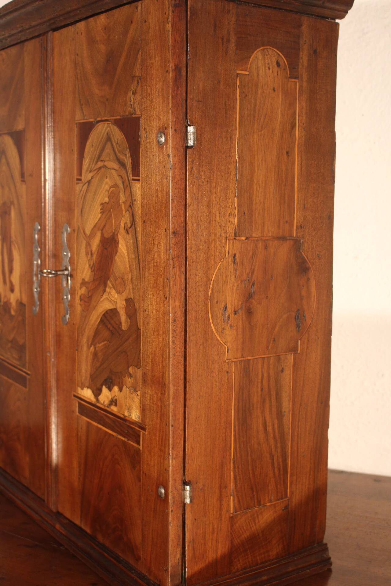 17th century cabinet