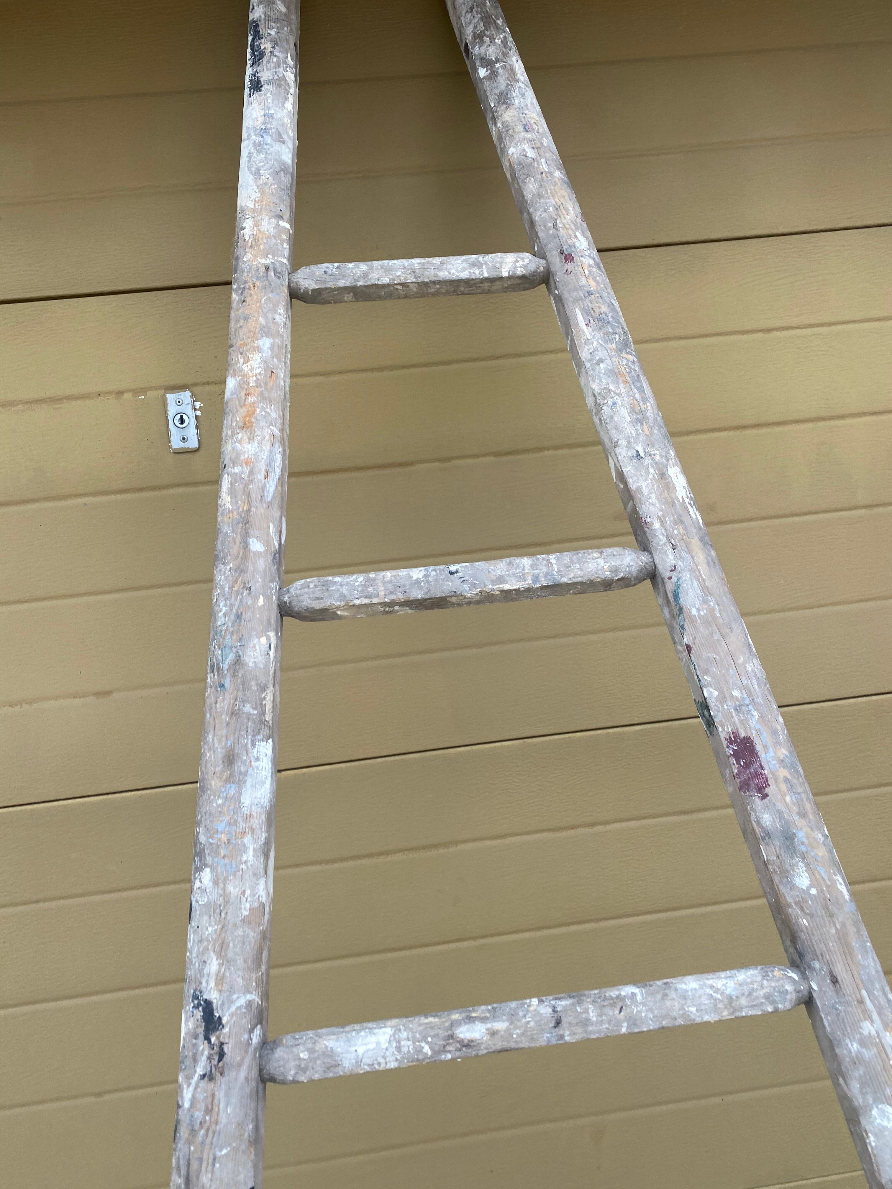 Decorative wood scale