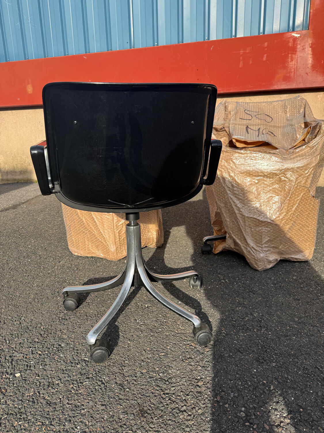 Tecno Modus Armchair