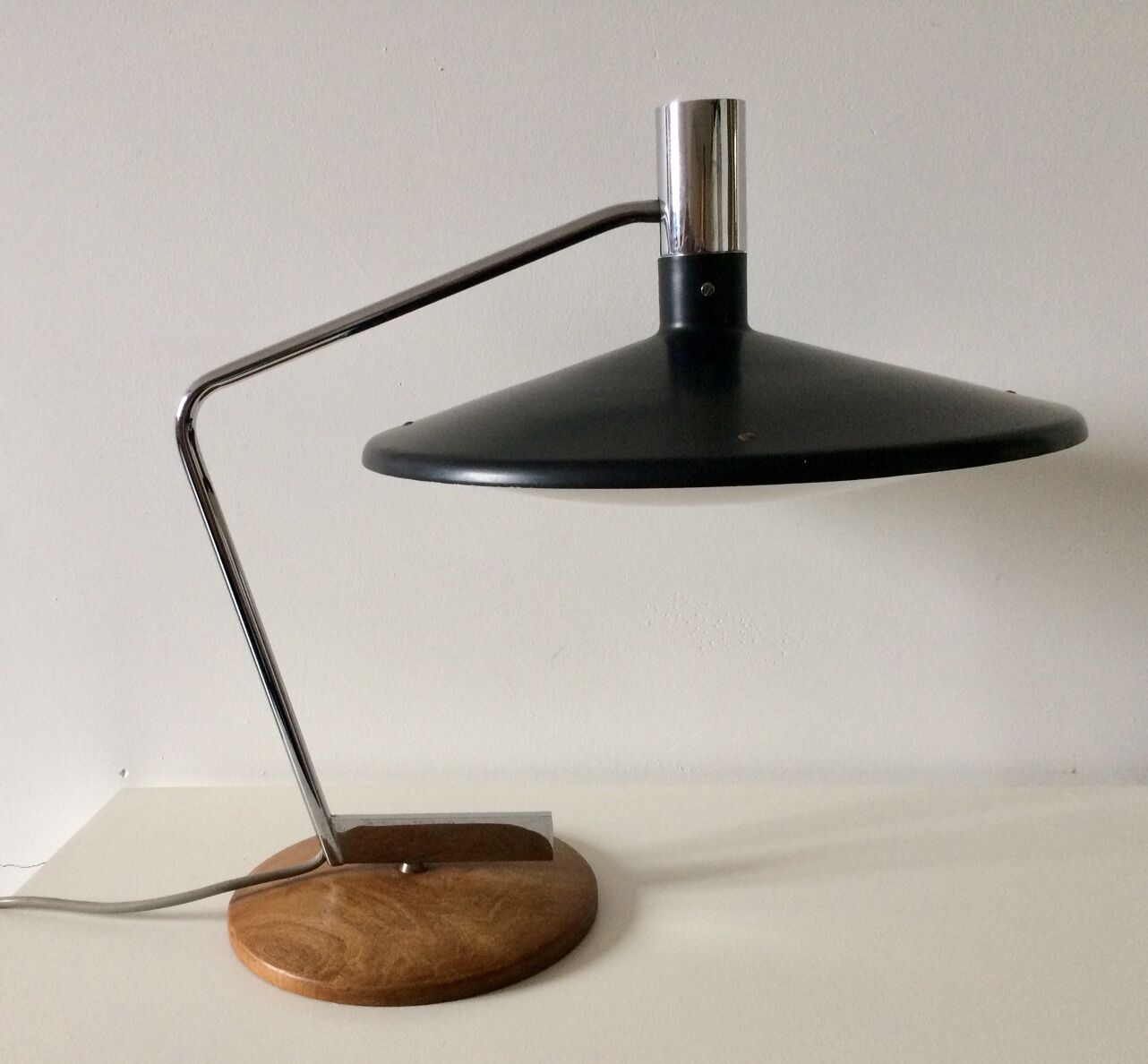 1960's desk lamp with turning base by George Frydman