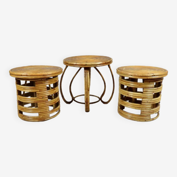 Ensemble tabourets et table en rotin