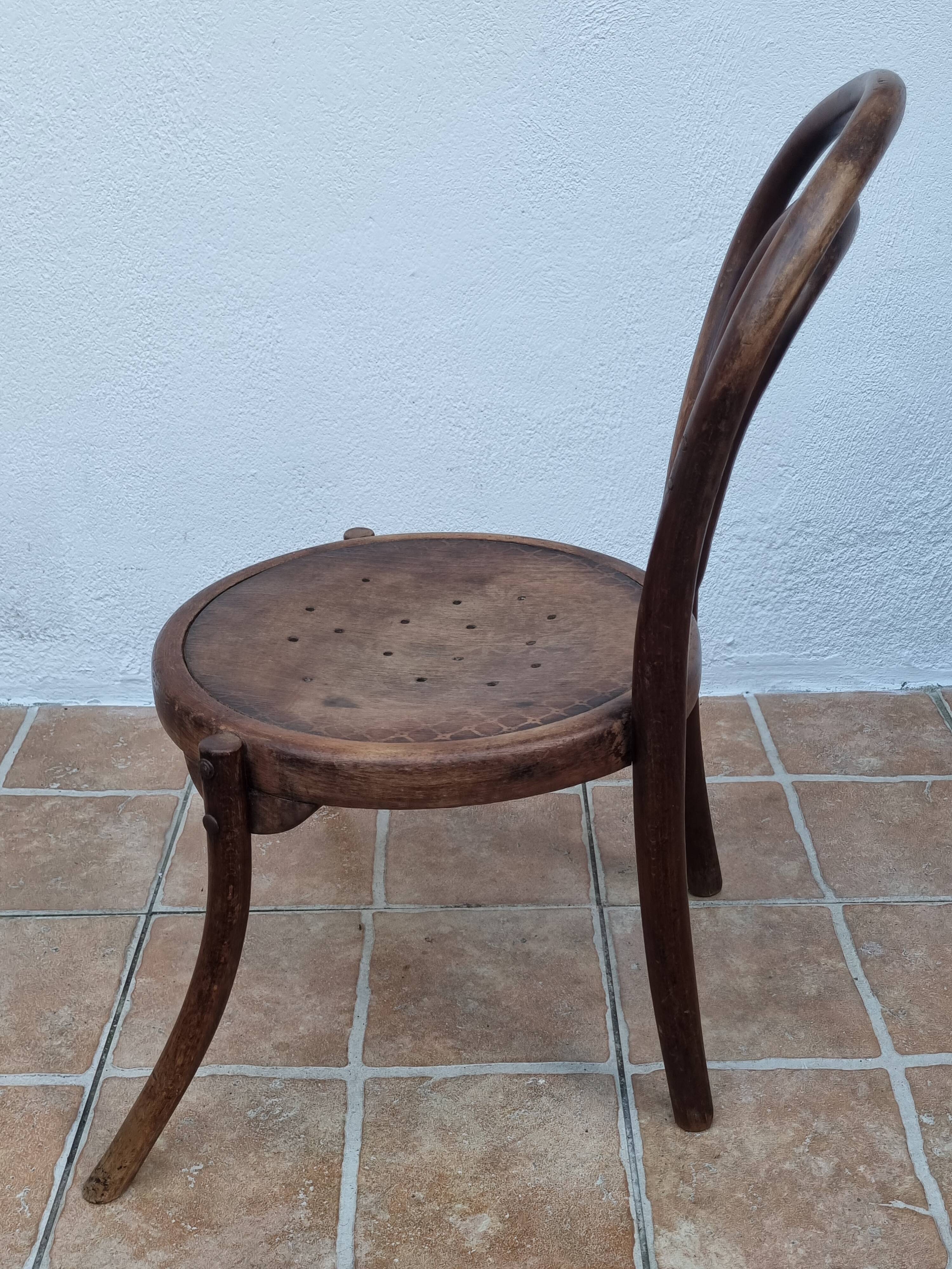 Bentwood nurse's chair, early 20th century