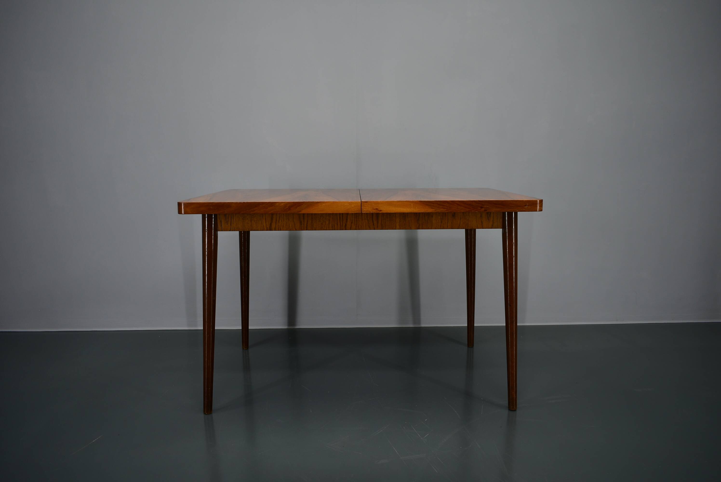 1960s Antonin Šuman Extendable Dining Table in Walnut, Czechoslovakia
