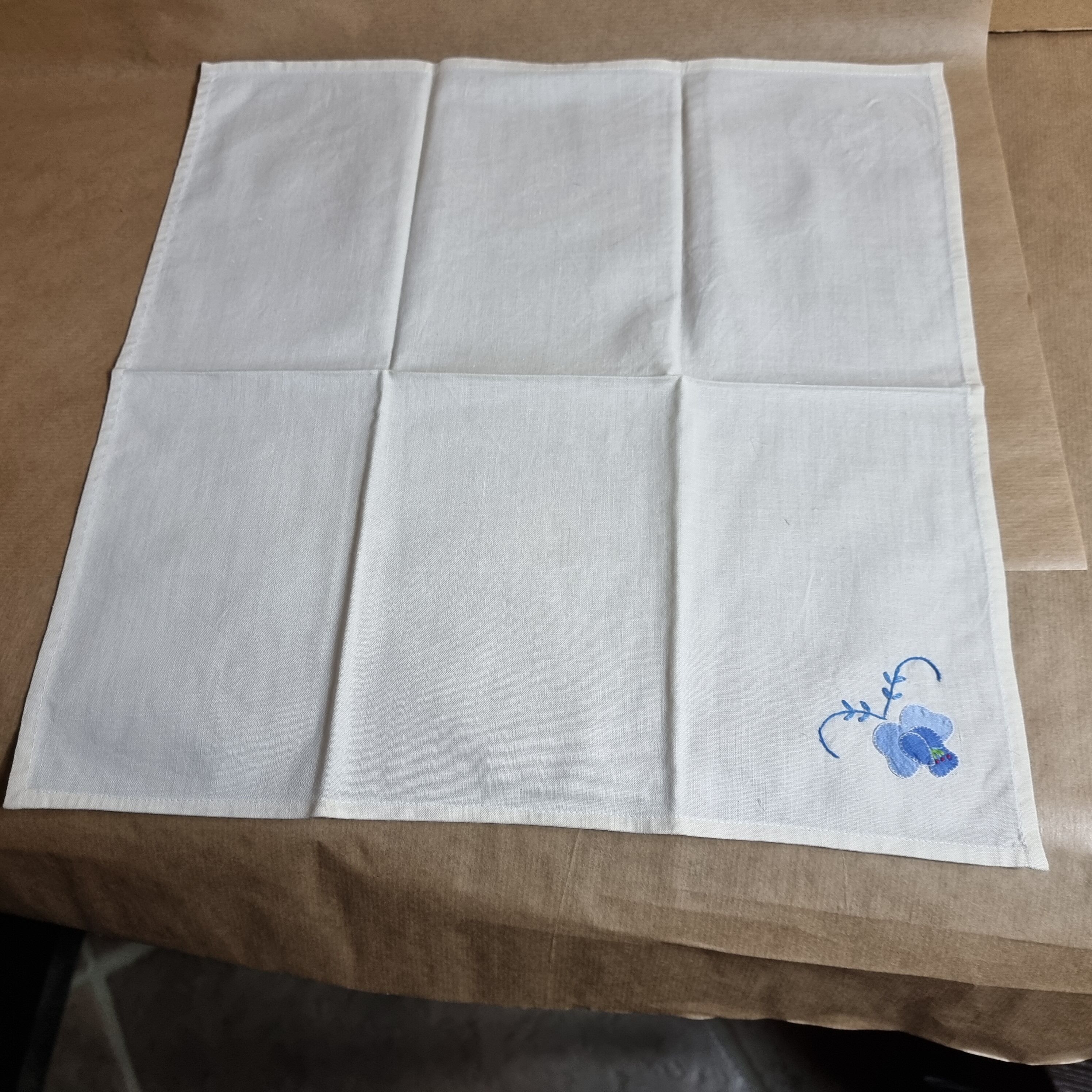 Lot 12 antique hand embroidered towels