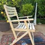 Vintage white wooden garden furniture