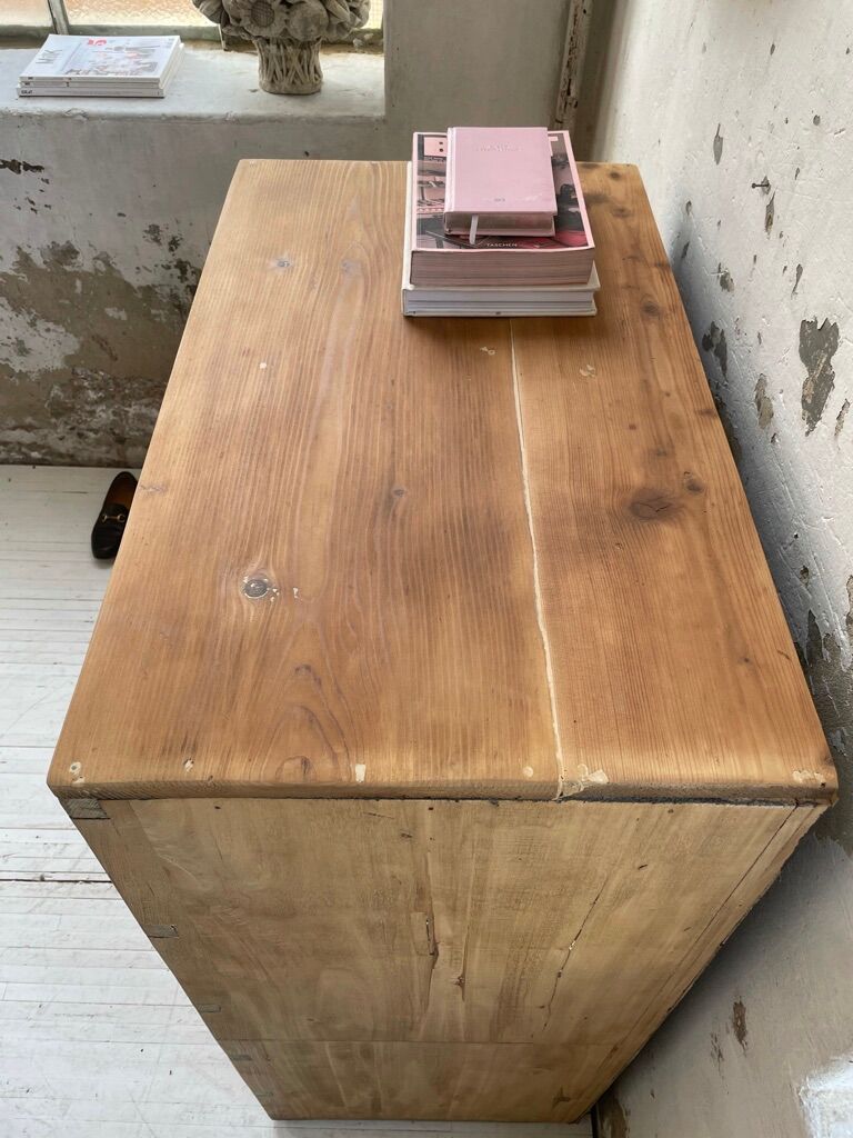Craft furniture with drawers shell handles