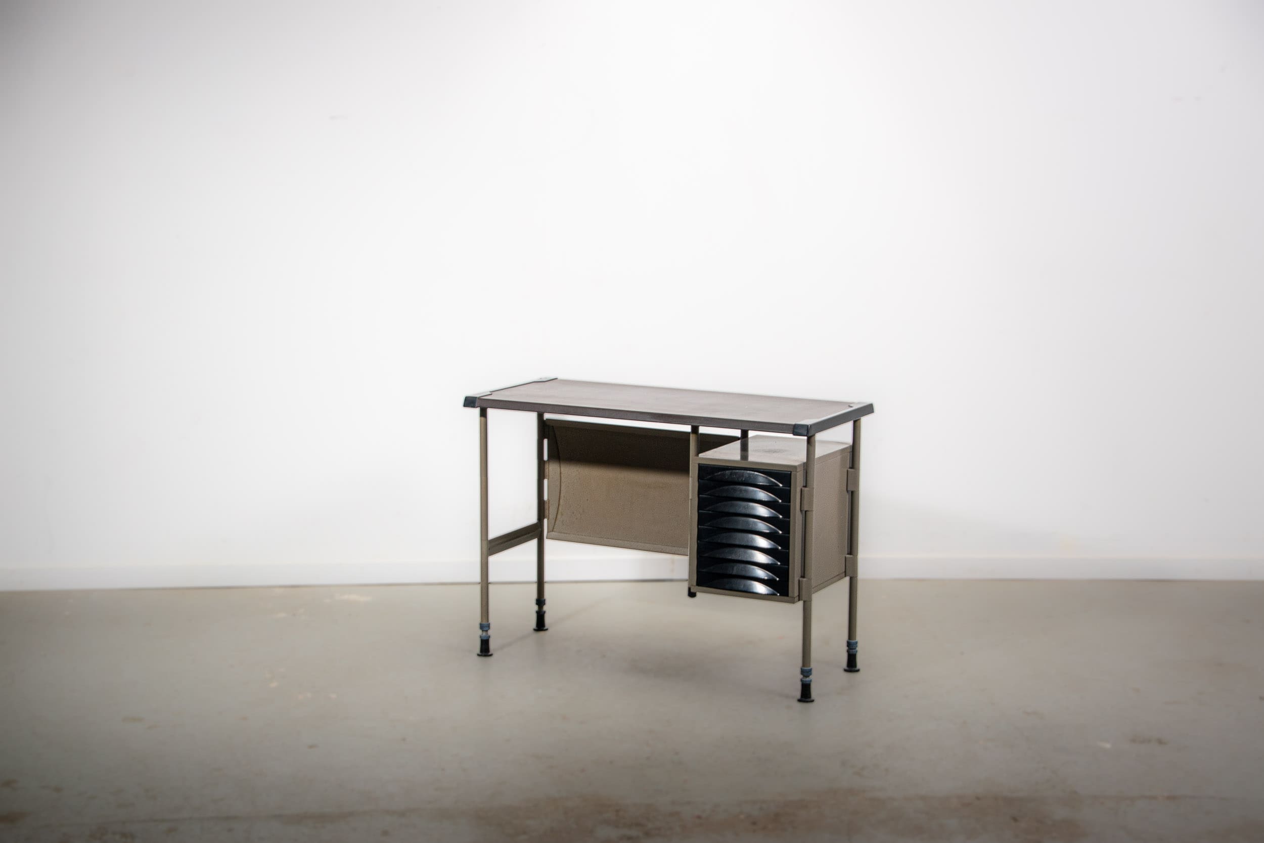 Spazio series typewriter desk by Studio BBPR for Olivetti, circa 1960