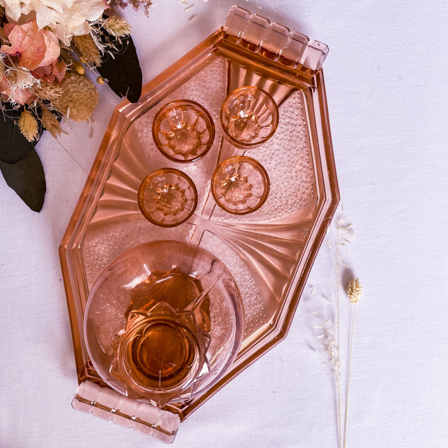 Art Deco Liquor Service