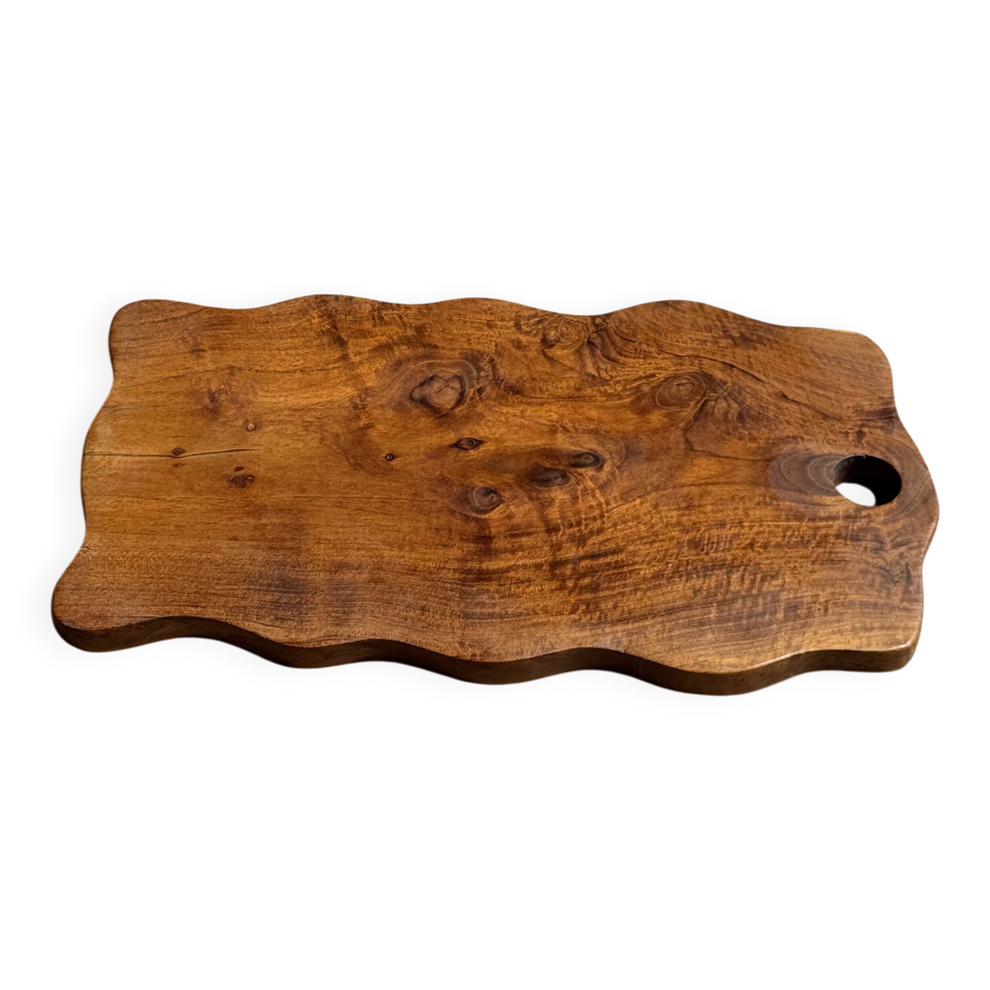 Rectangular solid teak board with wavy edges, perforated 37x17.