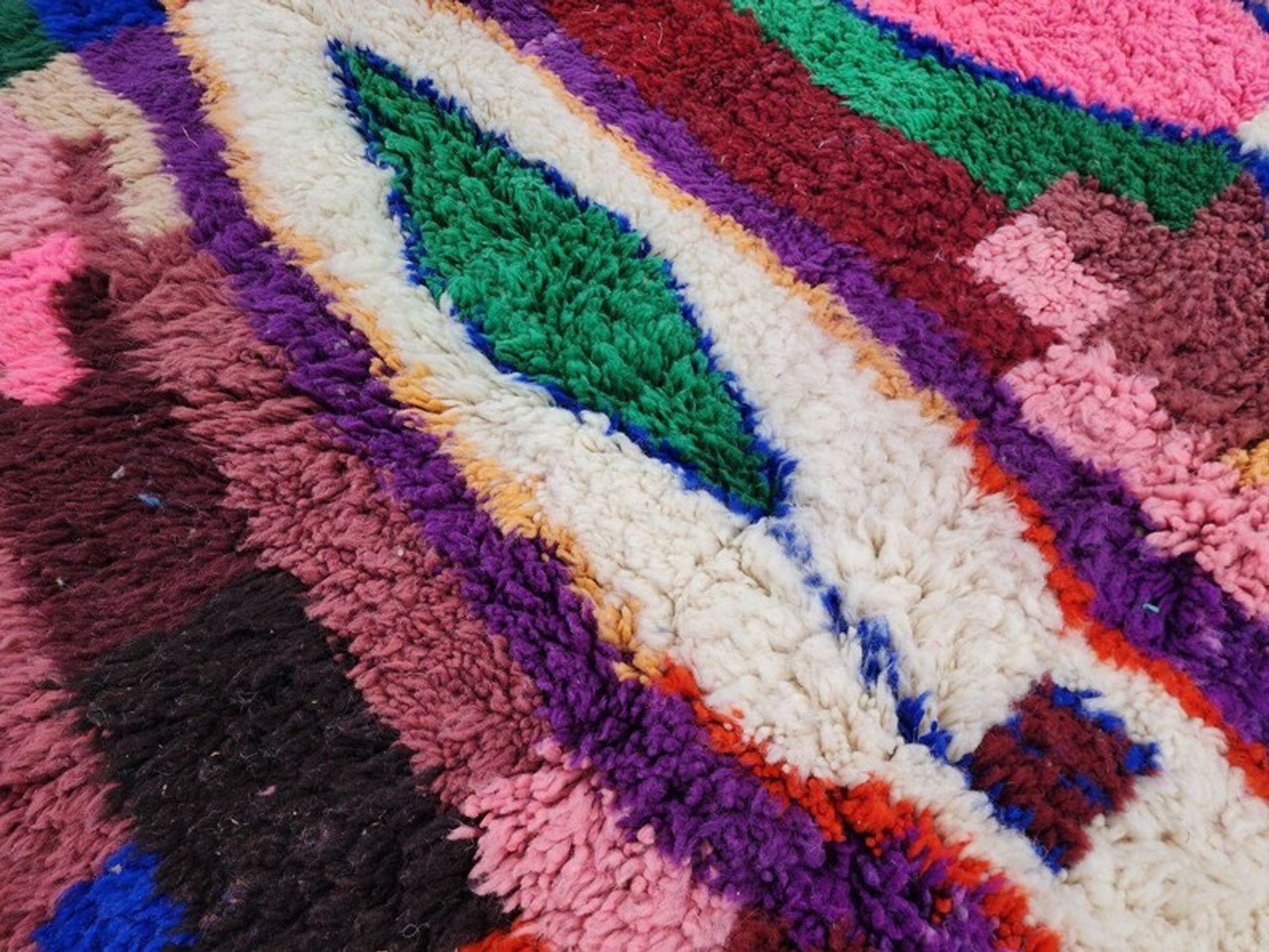 Grand tapis berbère marocain multicolore 350x200 cm – motifs géométriques