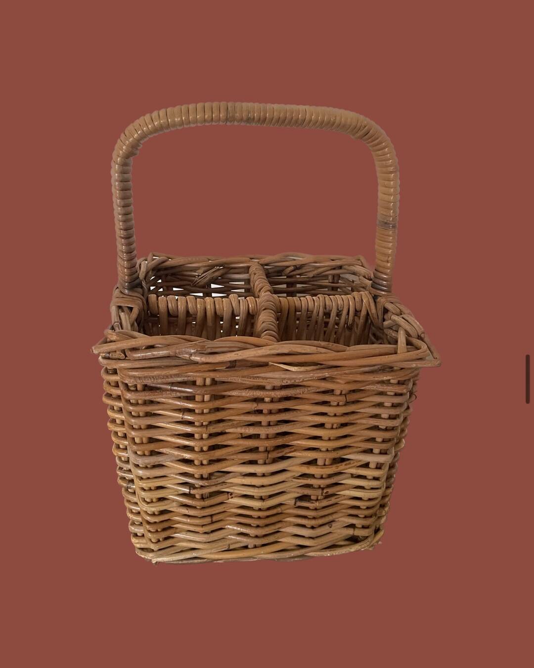 Bottle storage basket