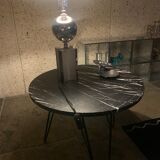 Side table in marble and wrought iron