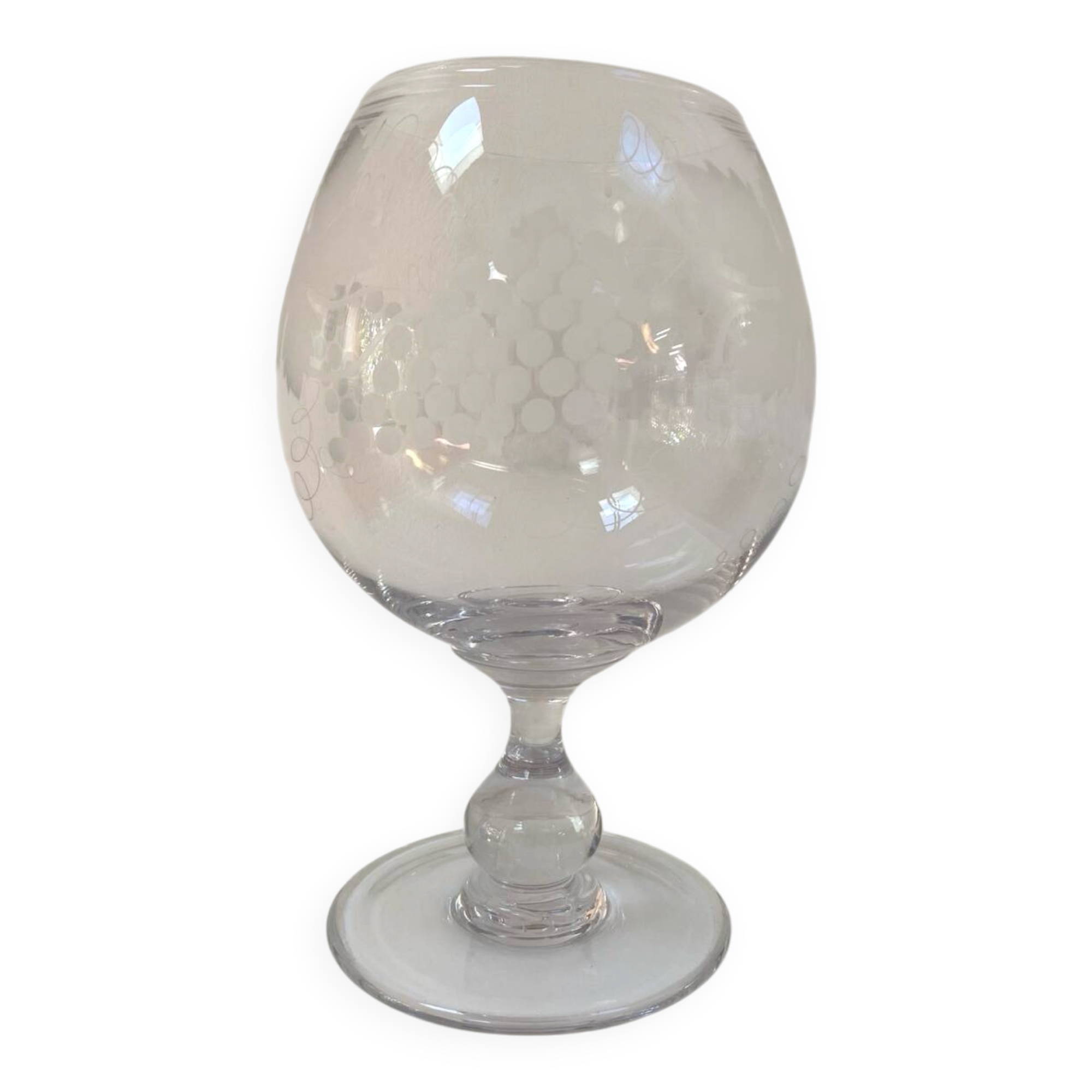 Large engraved grape crystal bowl St Hilaire