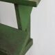 Étagère sur pieds en bois peint en vert