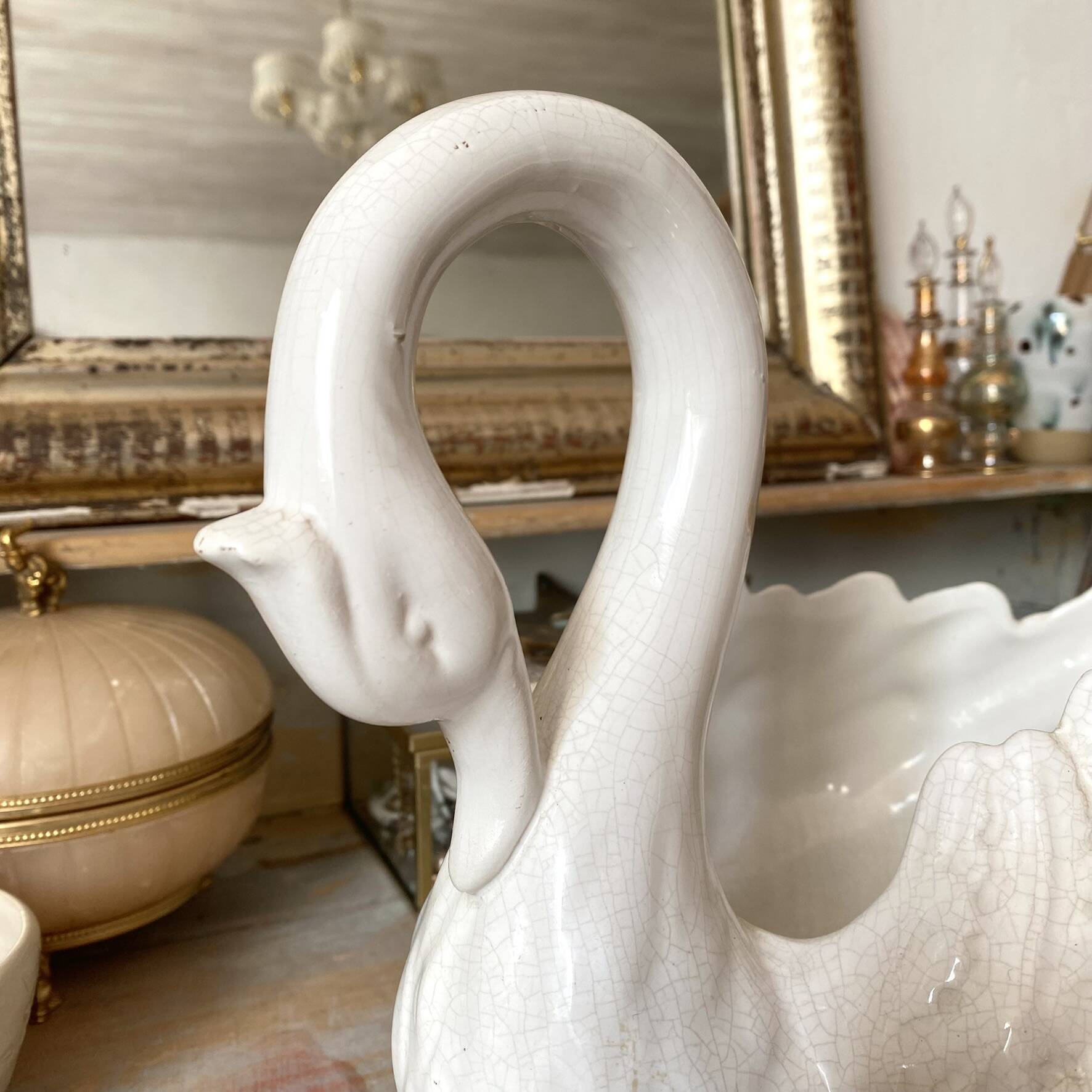 Zoomorphic planter, ceramic swan pocket holder.