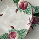 Dessert plates in Choisy le Roi slipware