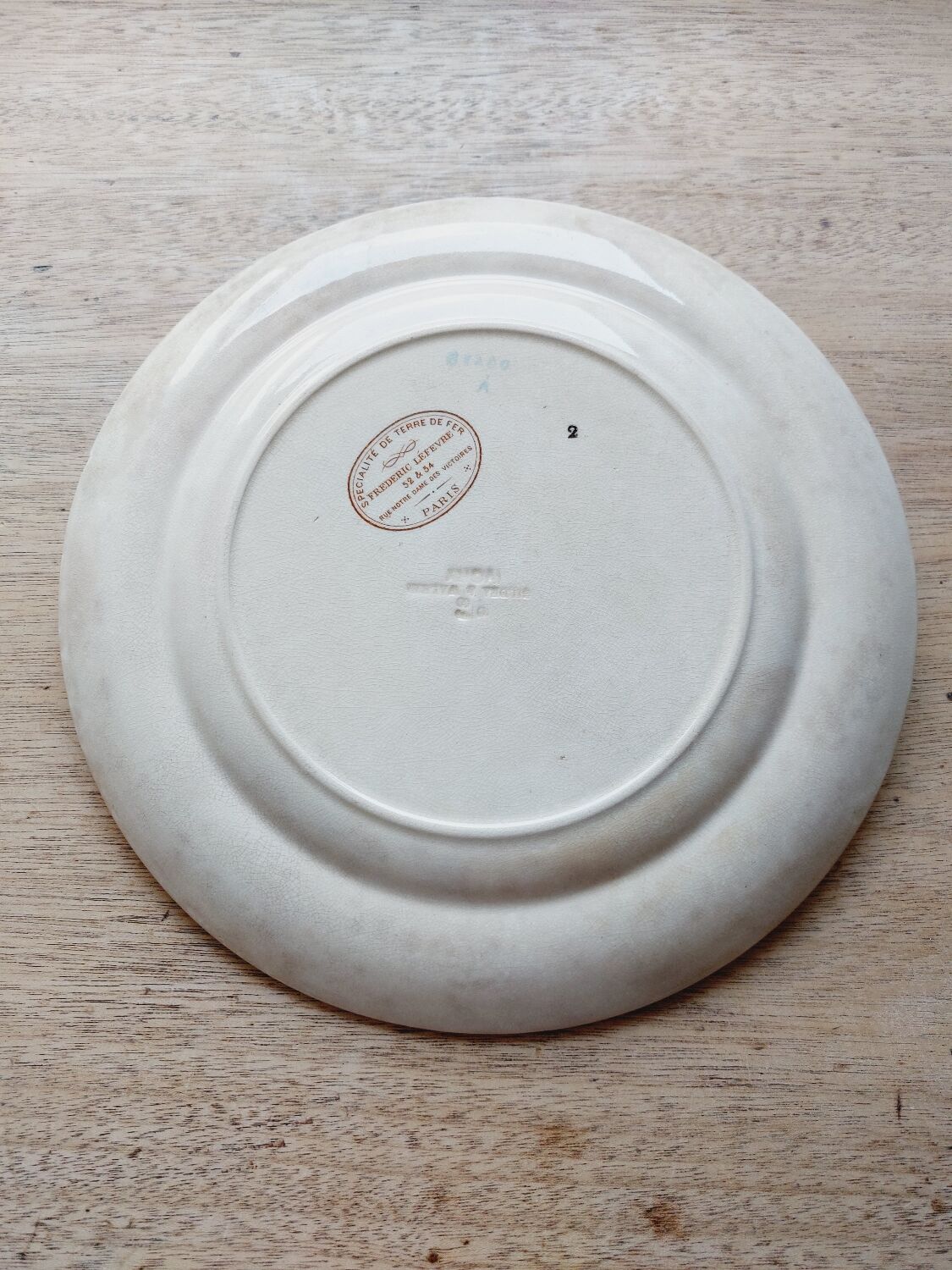 Gildea & Walker Ivory plate