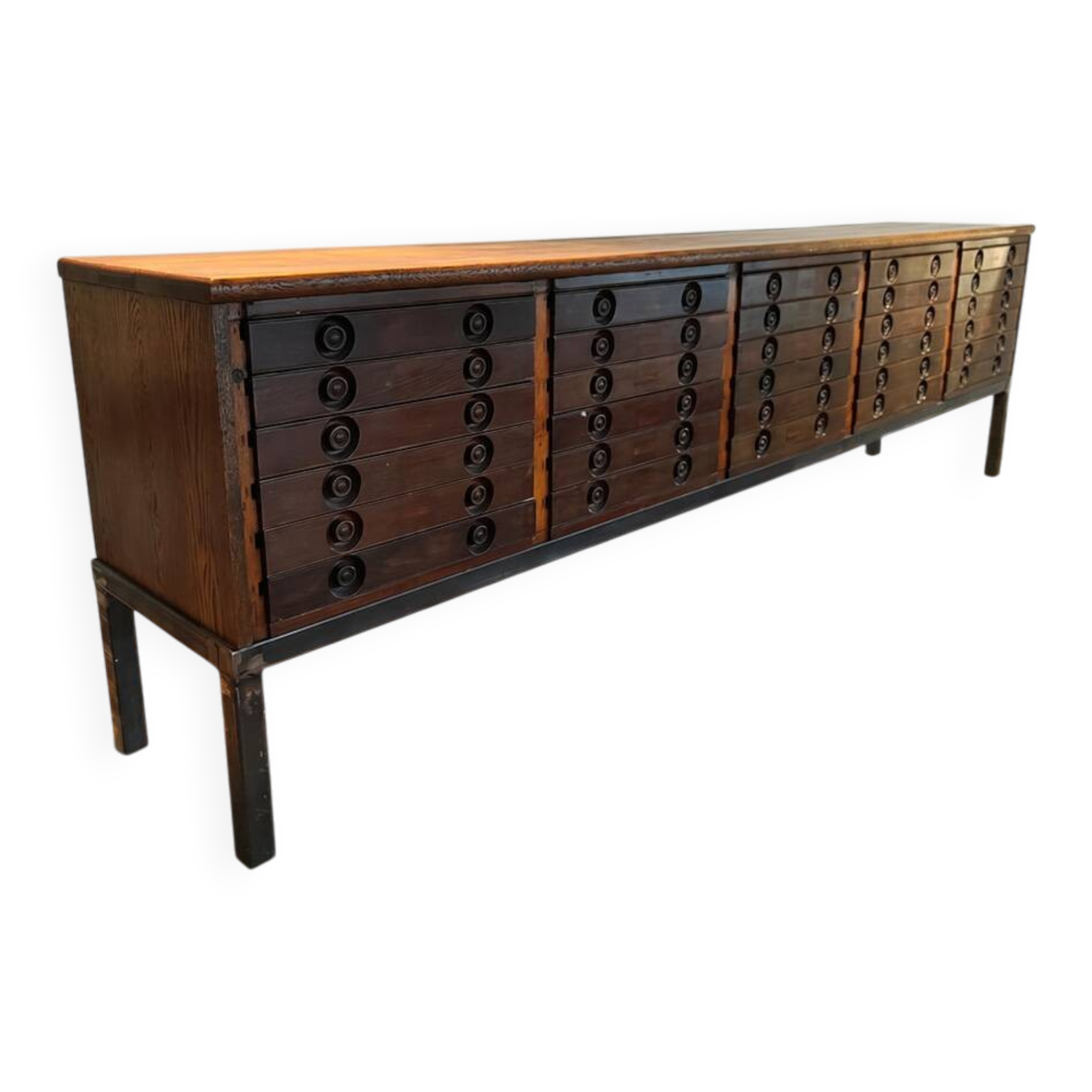 Spanish vintage brutalist oak chest of drawers sideboard cabinet
