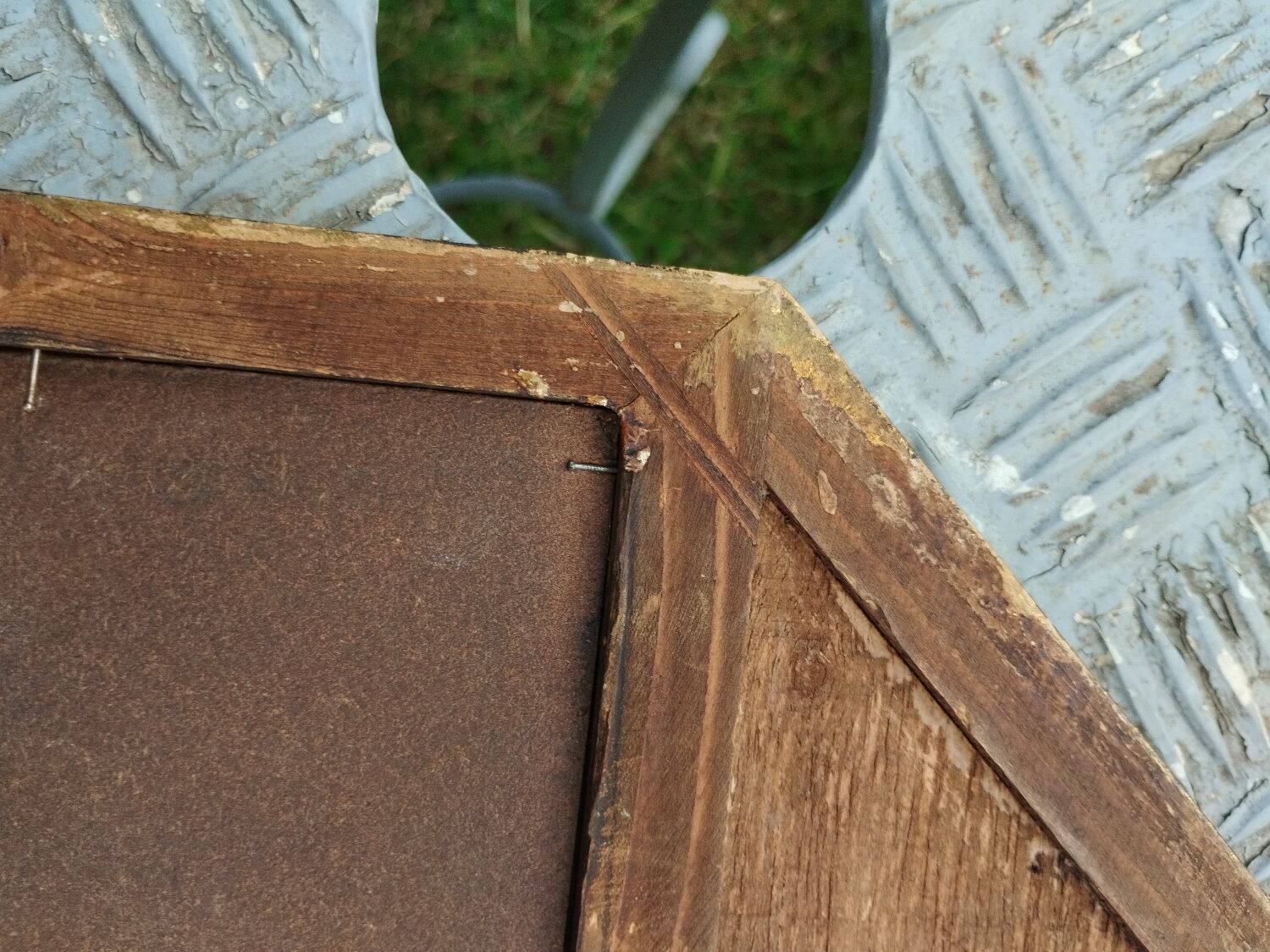 Antique Venetian mirror in gilded wood