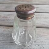 Faceted sugar maker