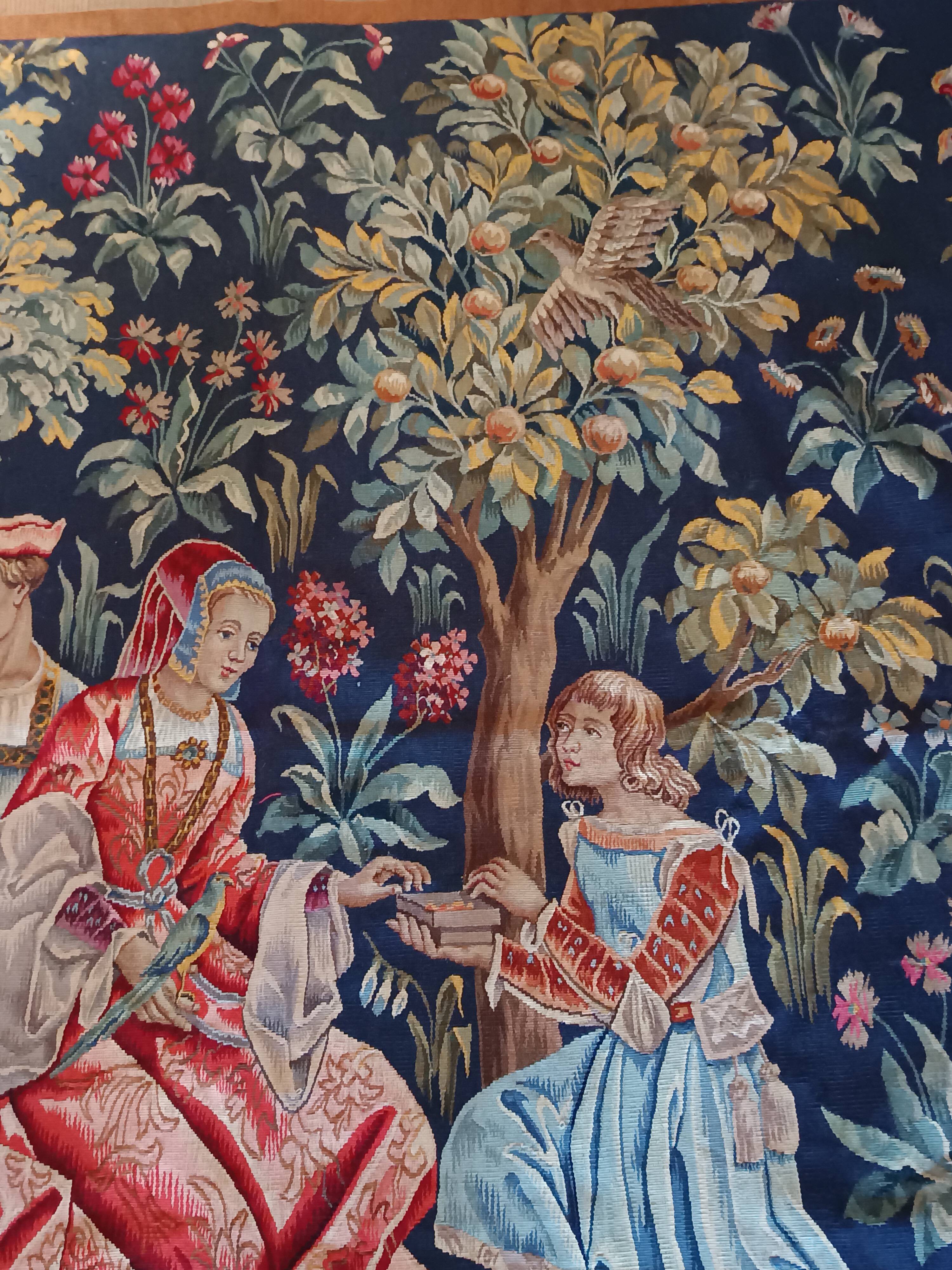 Grande tapisserie Jules Pansu –  La Dame au coffret  – Point d’Halluin