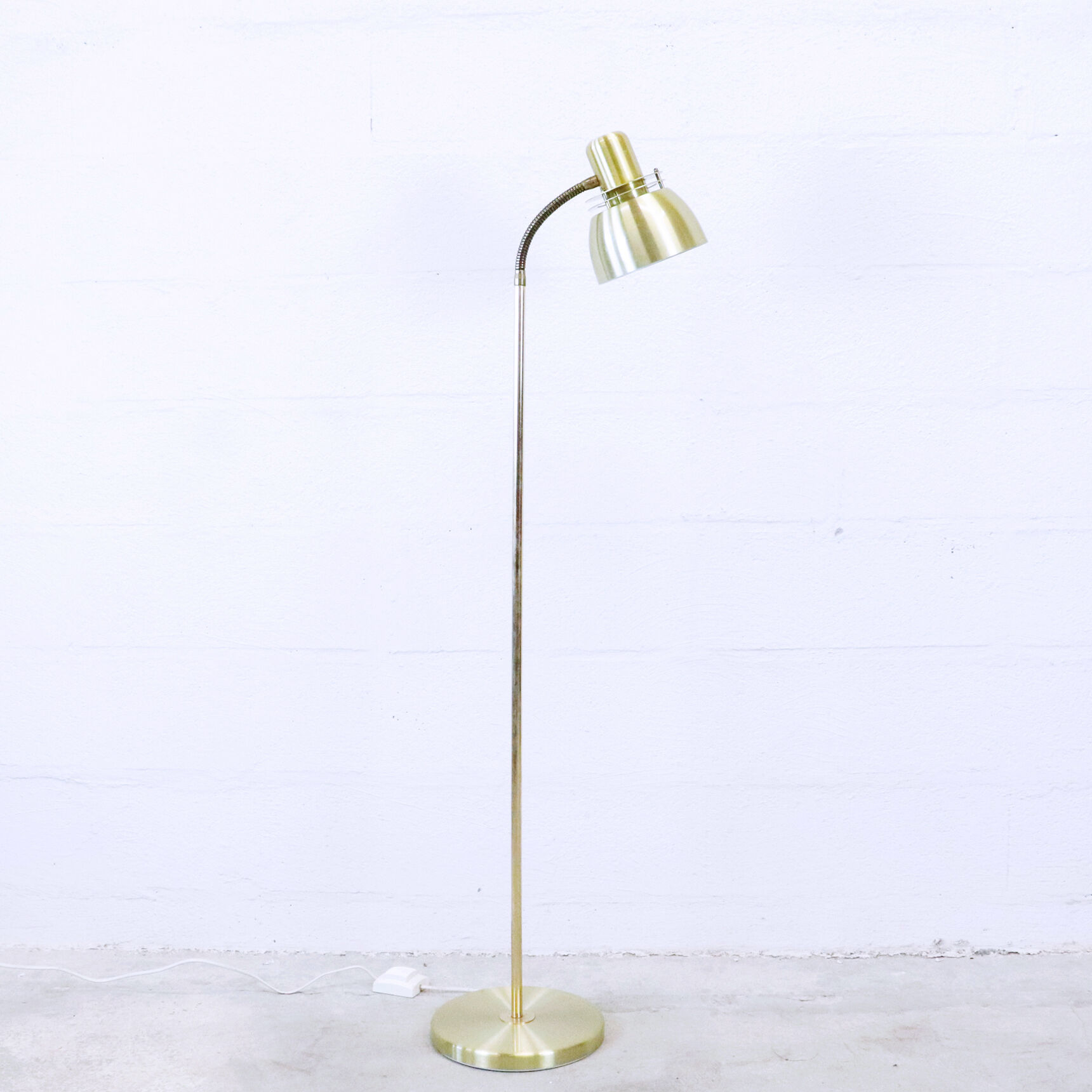 Lampadaire articulé en métal doré