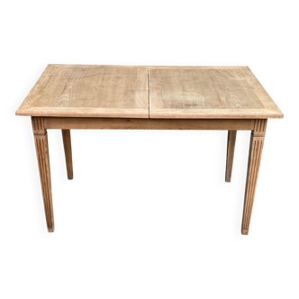 Table à manger Louis XVI rénovée en bois brut du XIXème