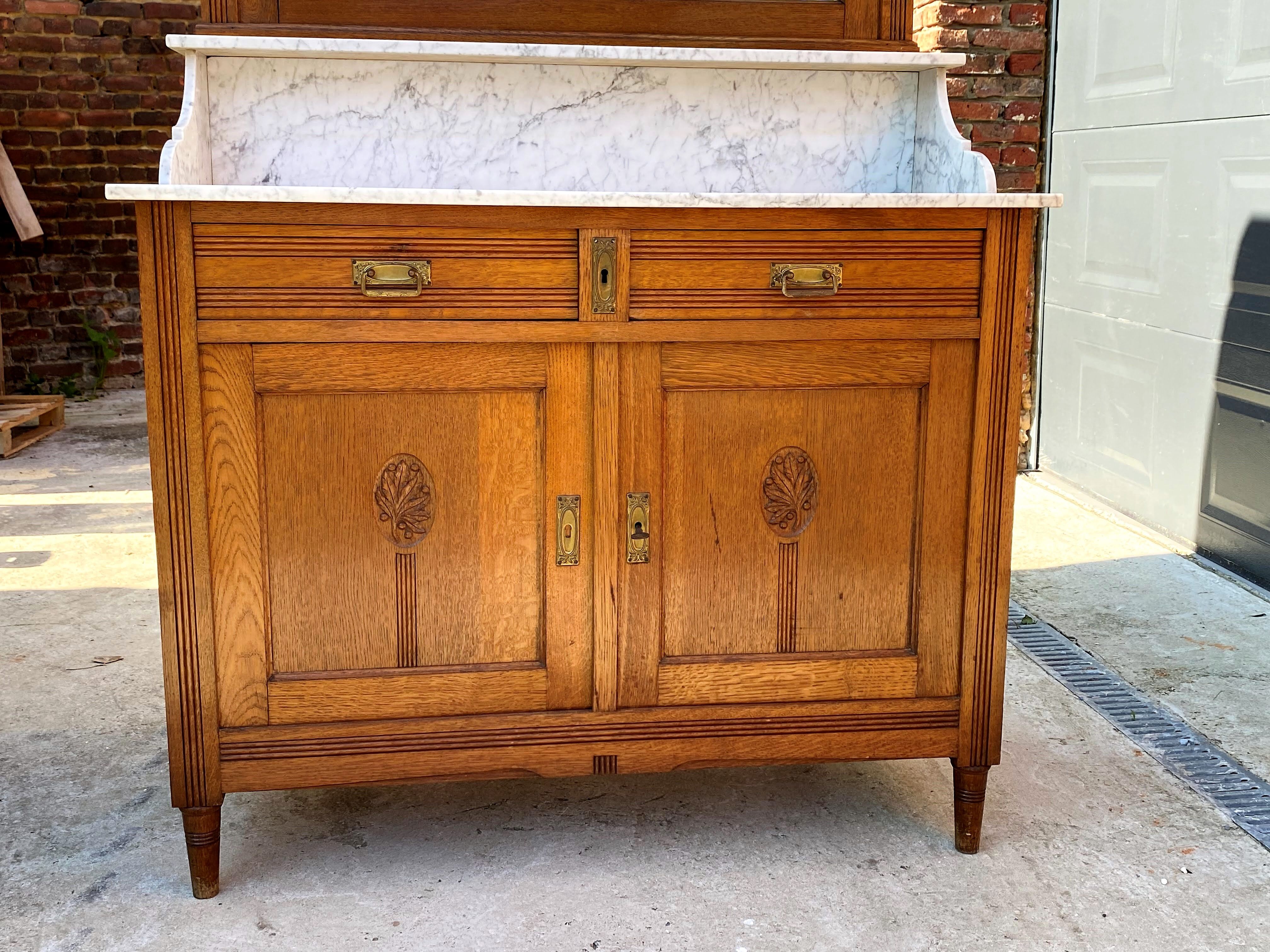 Toilet furniture, dressing table