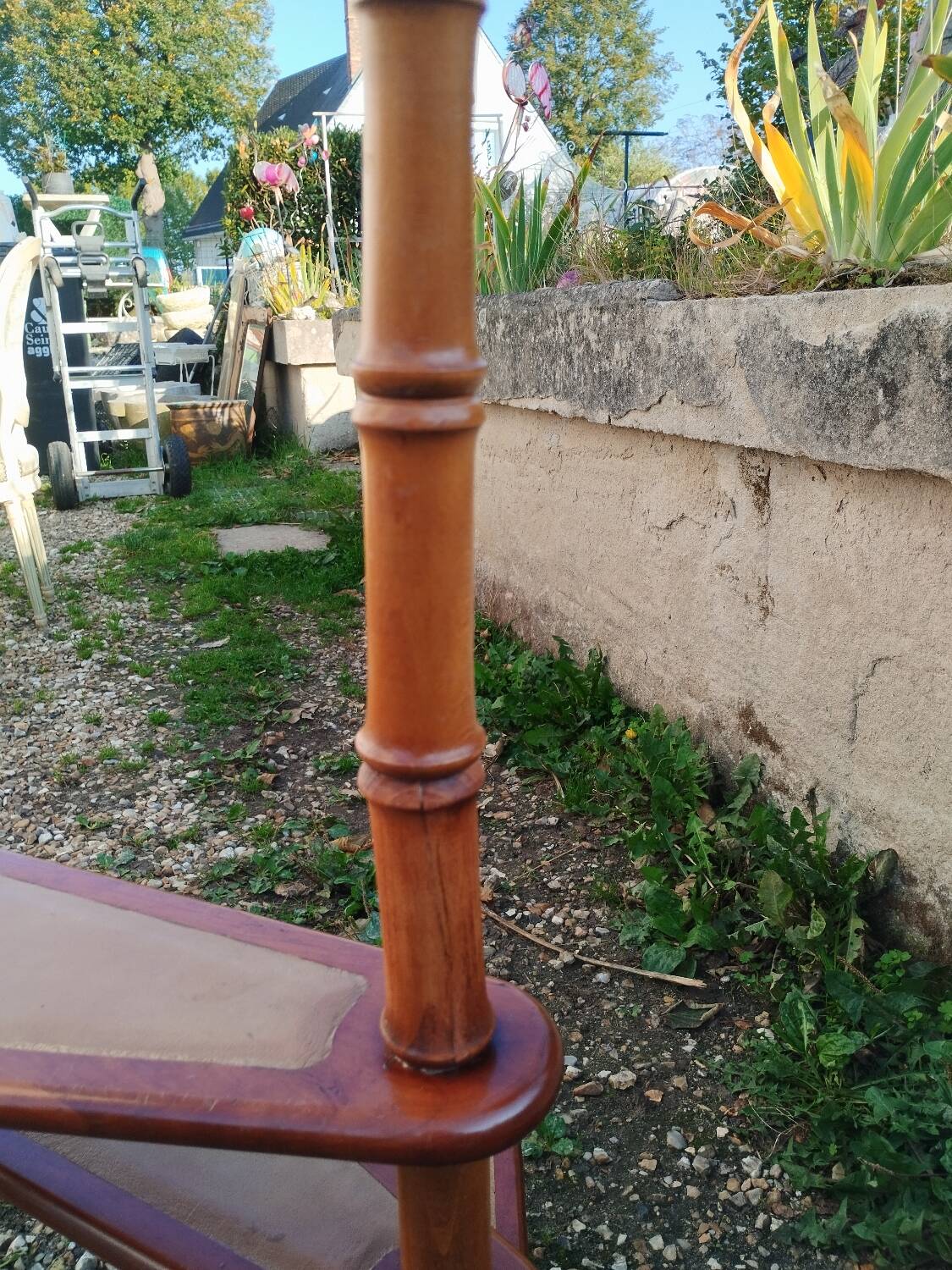 Escalier de bibliothèque ancien vintage