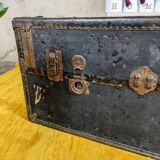 Antique travel trunk mendel trunk