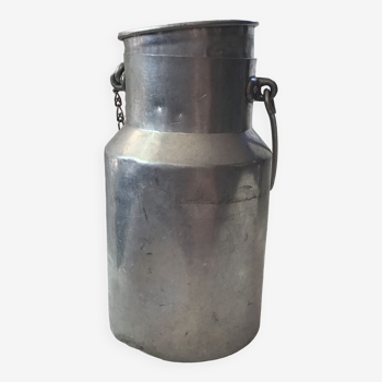Metal milk jug