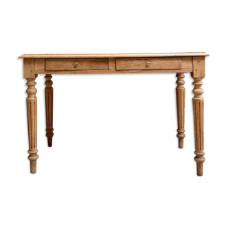 Desk with turned oak legs