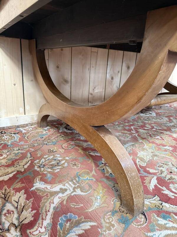 Table de salle à manger style Empire pieds "Curule"