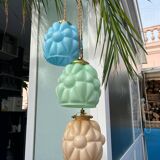 Opaline suspensions