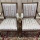 Paire de fauteuils à la reine de style Louis XVI