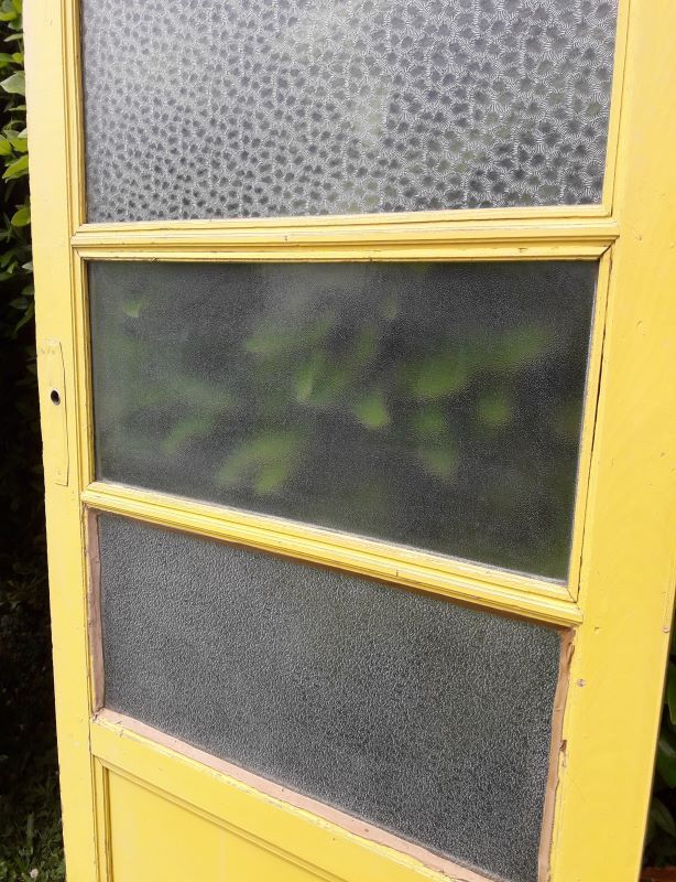 Door vintage translucent glazing