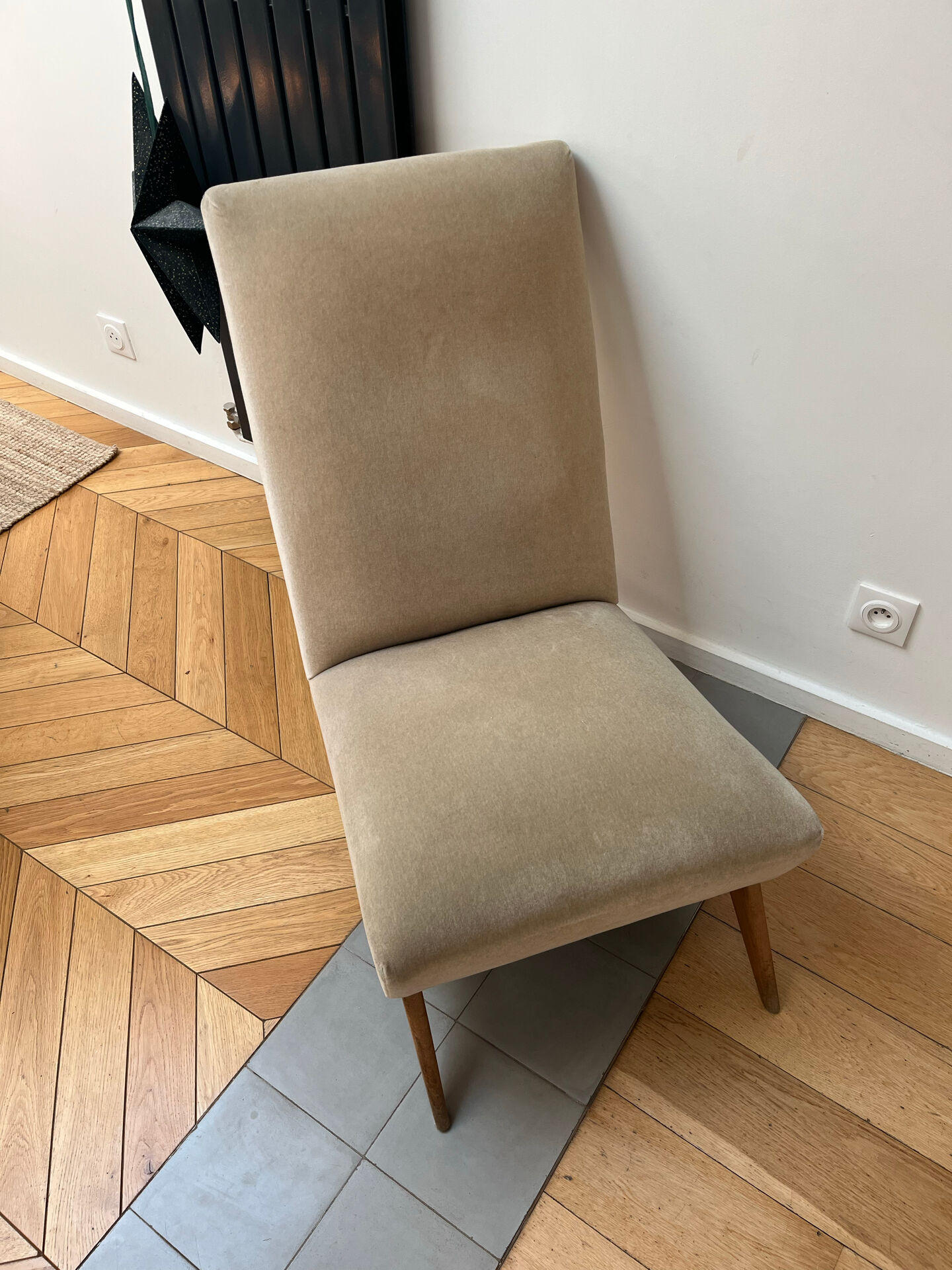Fauteuil chauffeuse vintage année 60 pied compas