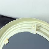 Miroir mural du milieu du siècle avec cadre en plastique, Tchécoslovaquie, années 1960