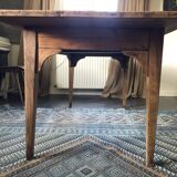 Farm table