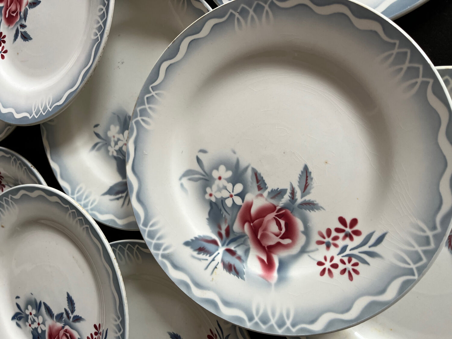 11 plates Olga Digoin