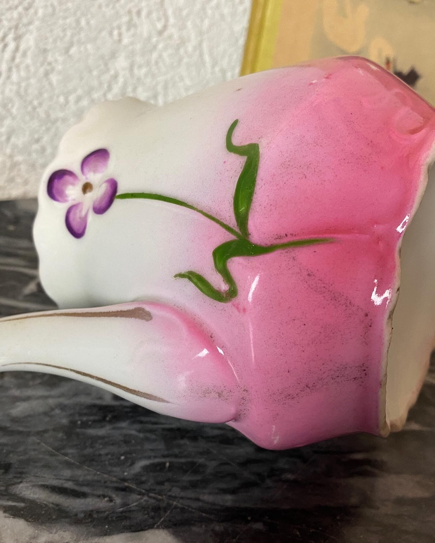 Teapot in antique porcelain "Art Nouveau"