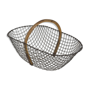Panier en métal et bois courbé