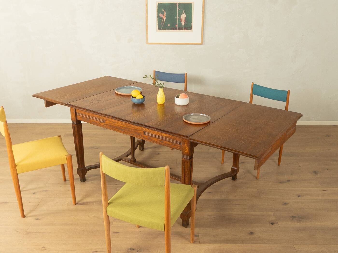 Art Nouveau dining table made of solid oak, Germany, 1910s