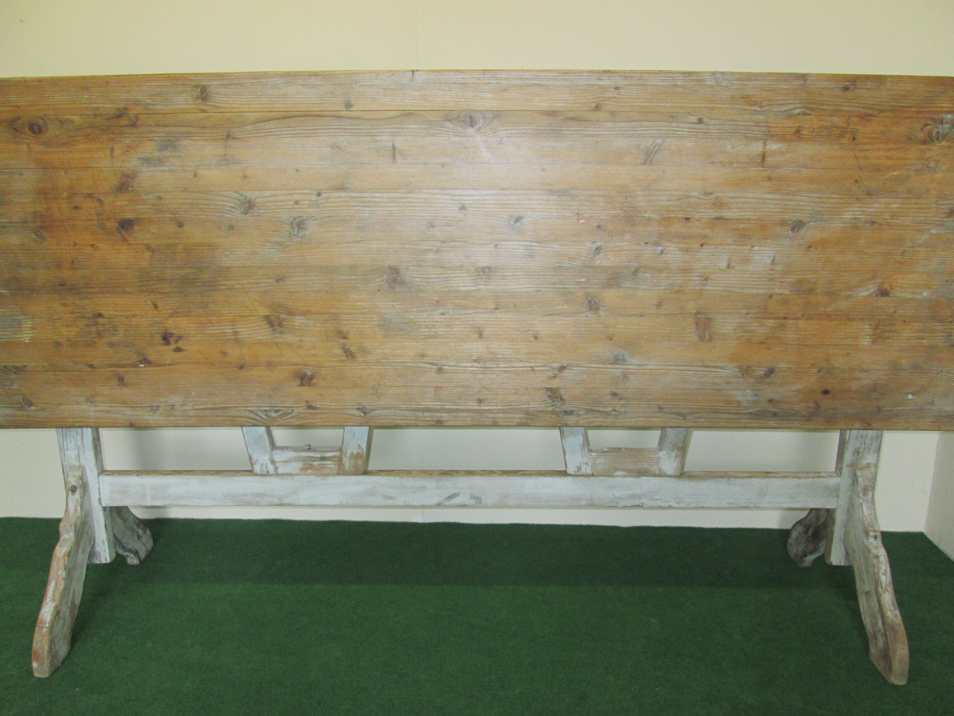 Winemaker in pine table