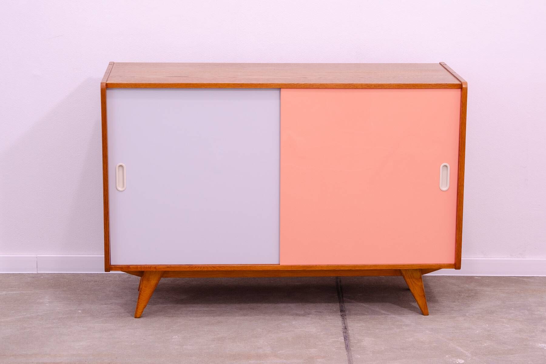 Fully restored mid century sideboard U-452 by Jiří Jiroutek, 1960´s, Czechoslovakia