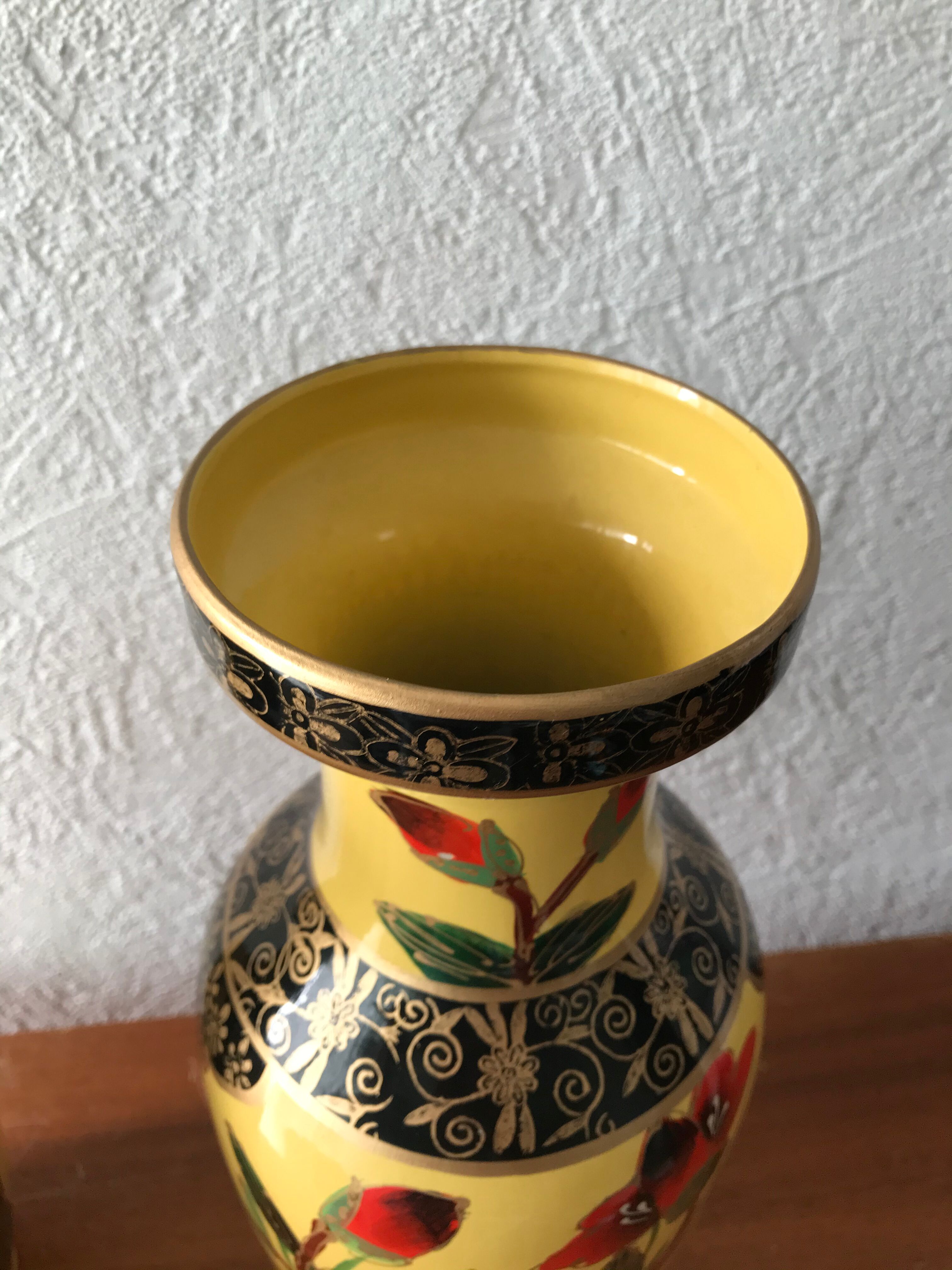 Pair of large Japanese vases